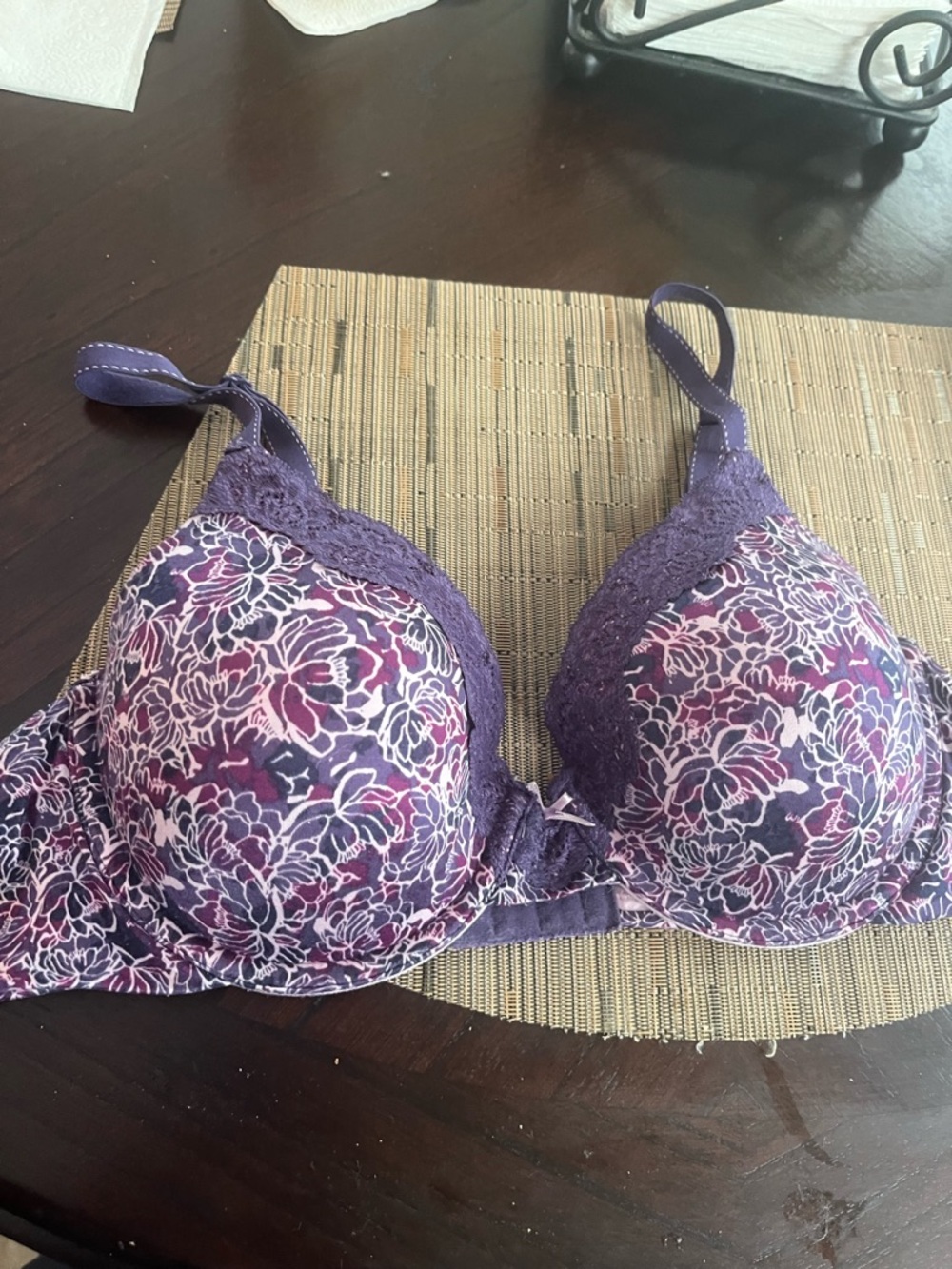 Maidenform Purple Floral Lace Underwire Bra - 36c pre loved